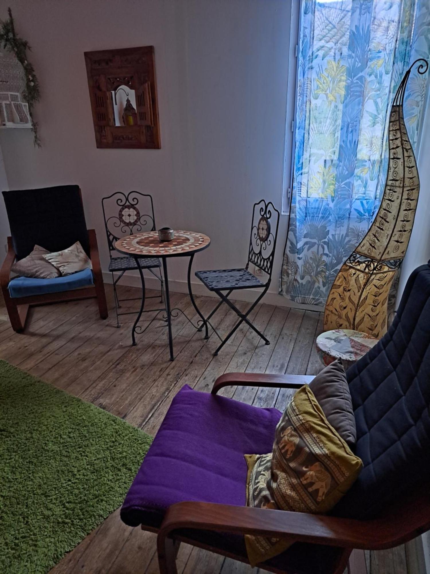 Terra-crystal Apartment *
